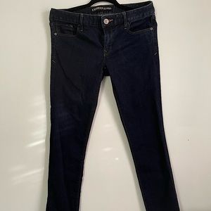 Lightly worn express low rise skinny jeans